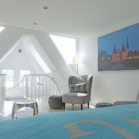Wellenrausch Living "Sonnendeck" Appartement Lübeck Buitenkant foto