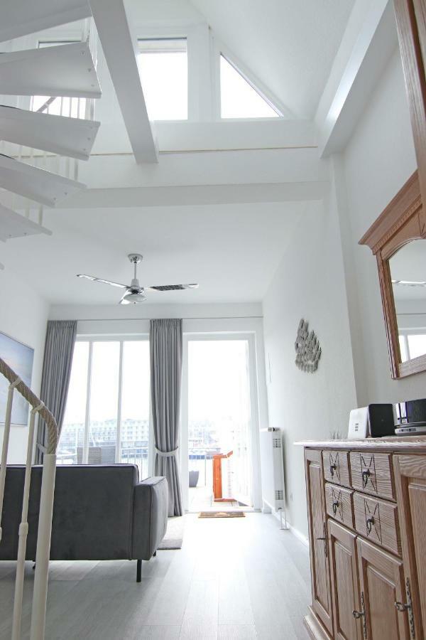 Wellenrausch Living "Sonnendeck" Appartement Lübeck Buitenkant foto